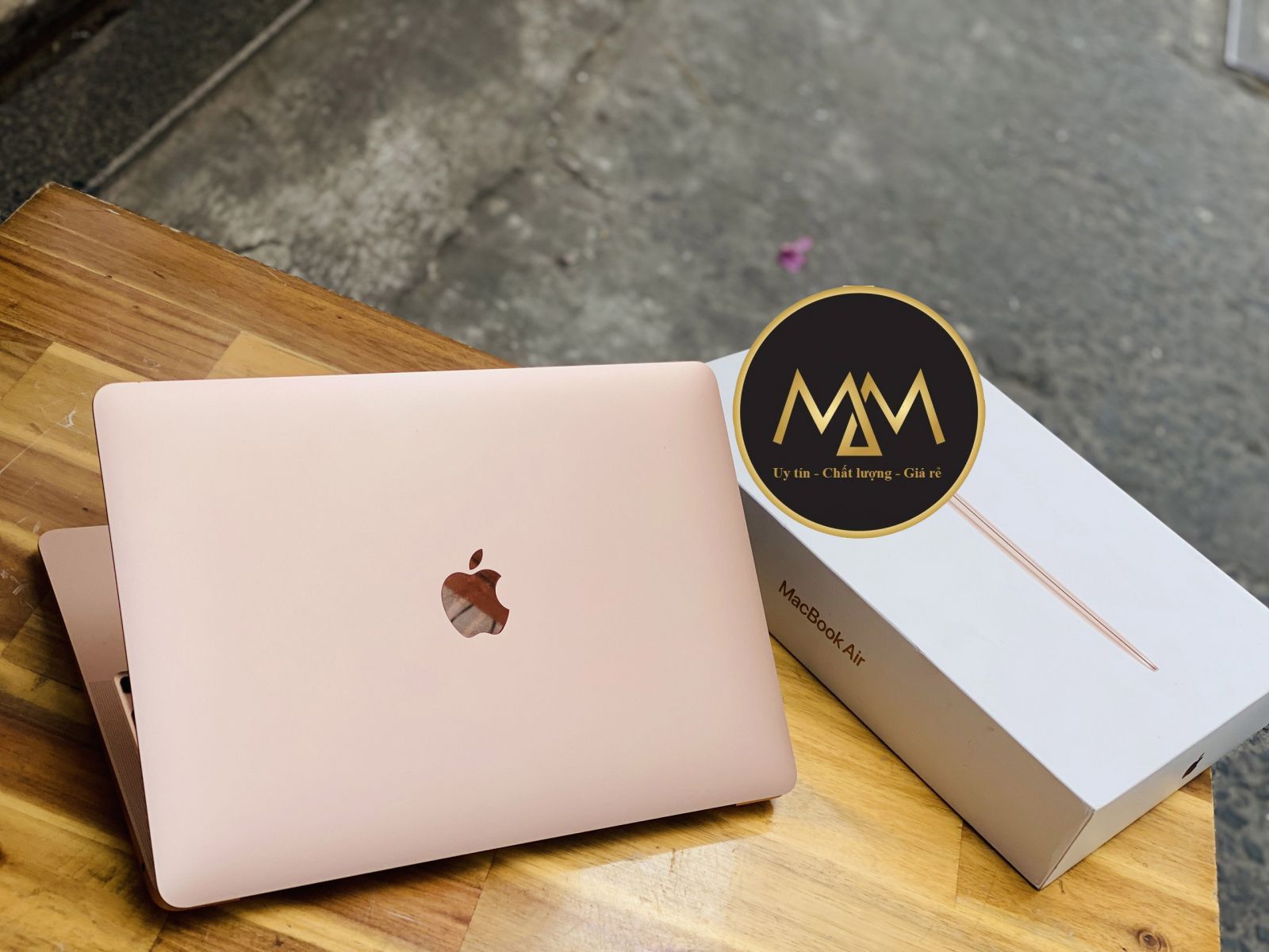 Nơi Bán MacBook Cũ Uy Tín 