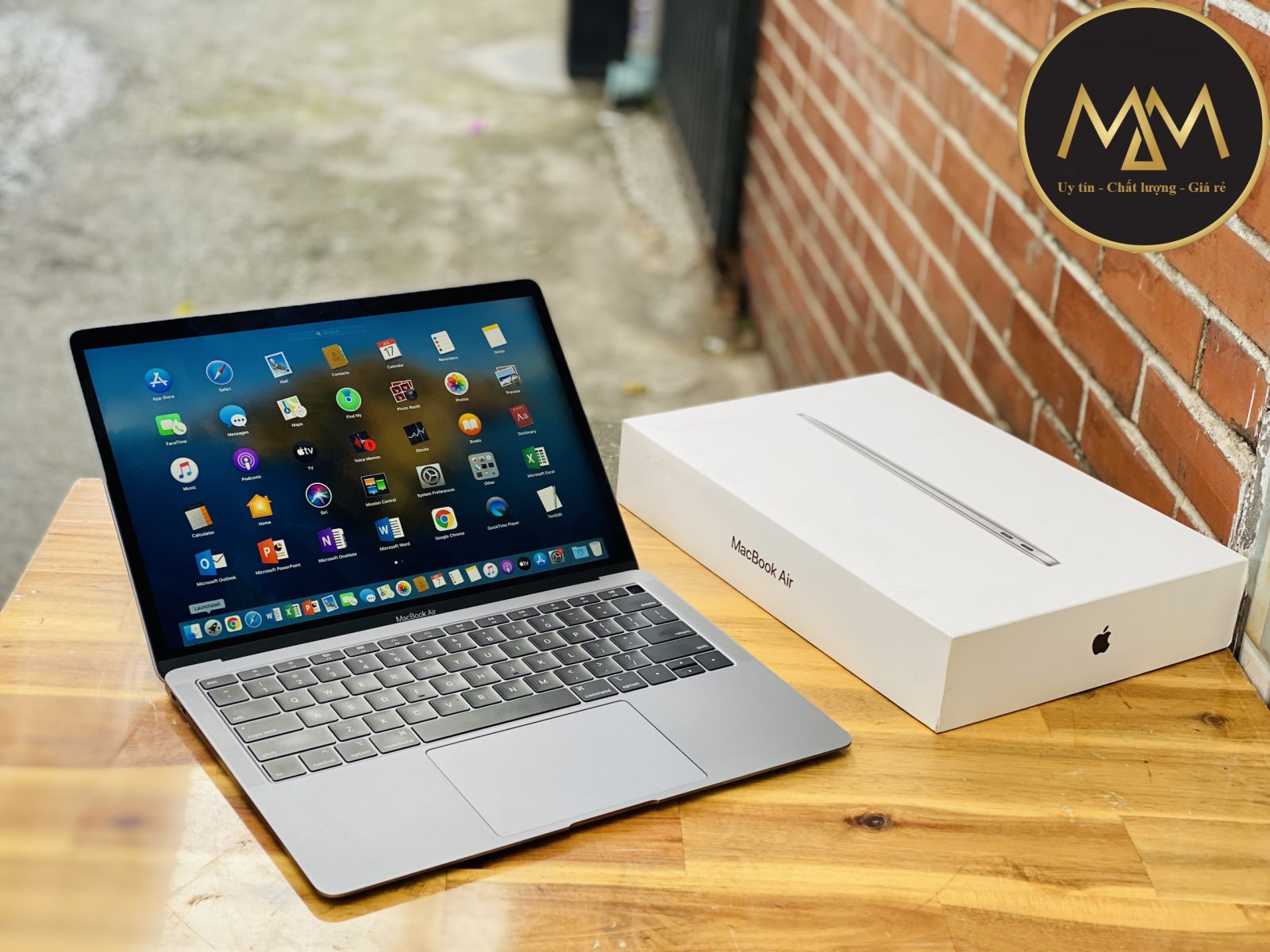 Nơi Bán MacBook Cũ Uy Tín 
