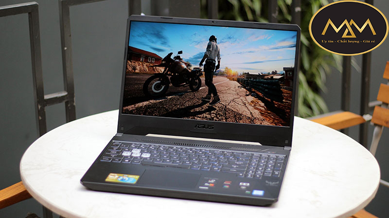 Laptop cũ chơi game dưới 20 triệu