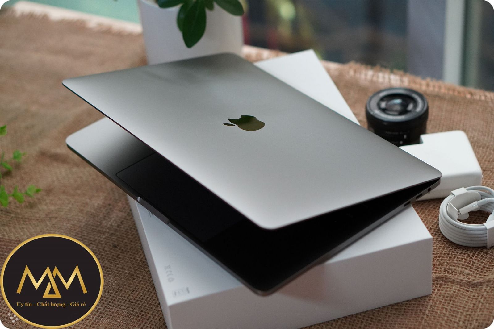 Thu mua Macbook cũ giá cao nhất TPHCM
