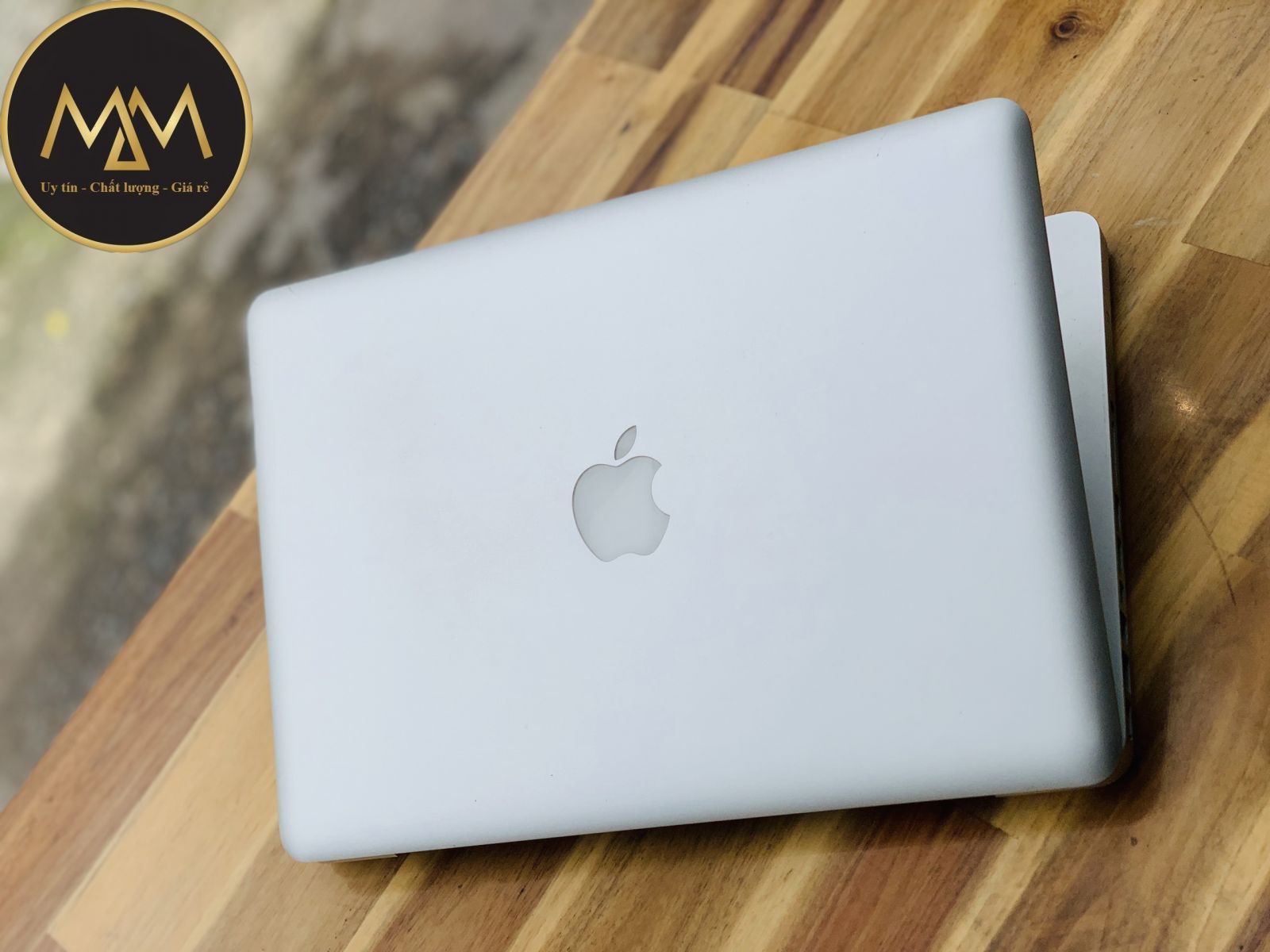 Laptop xách tay cũ uy tín giá rẻ TPHCM - 
