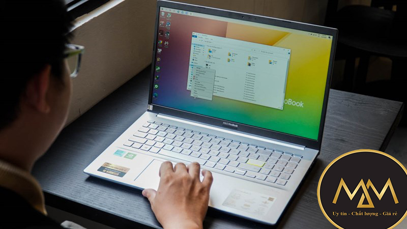 Laptop cũ giá rẻ nhất năm 2023 - 2024