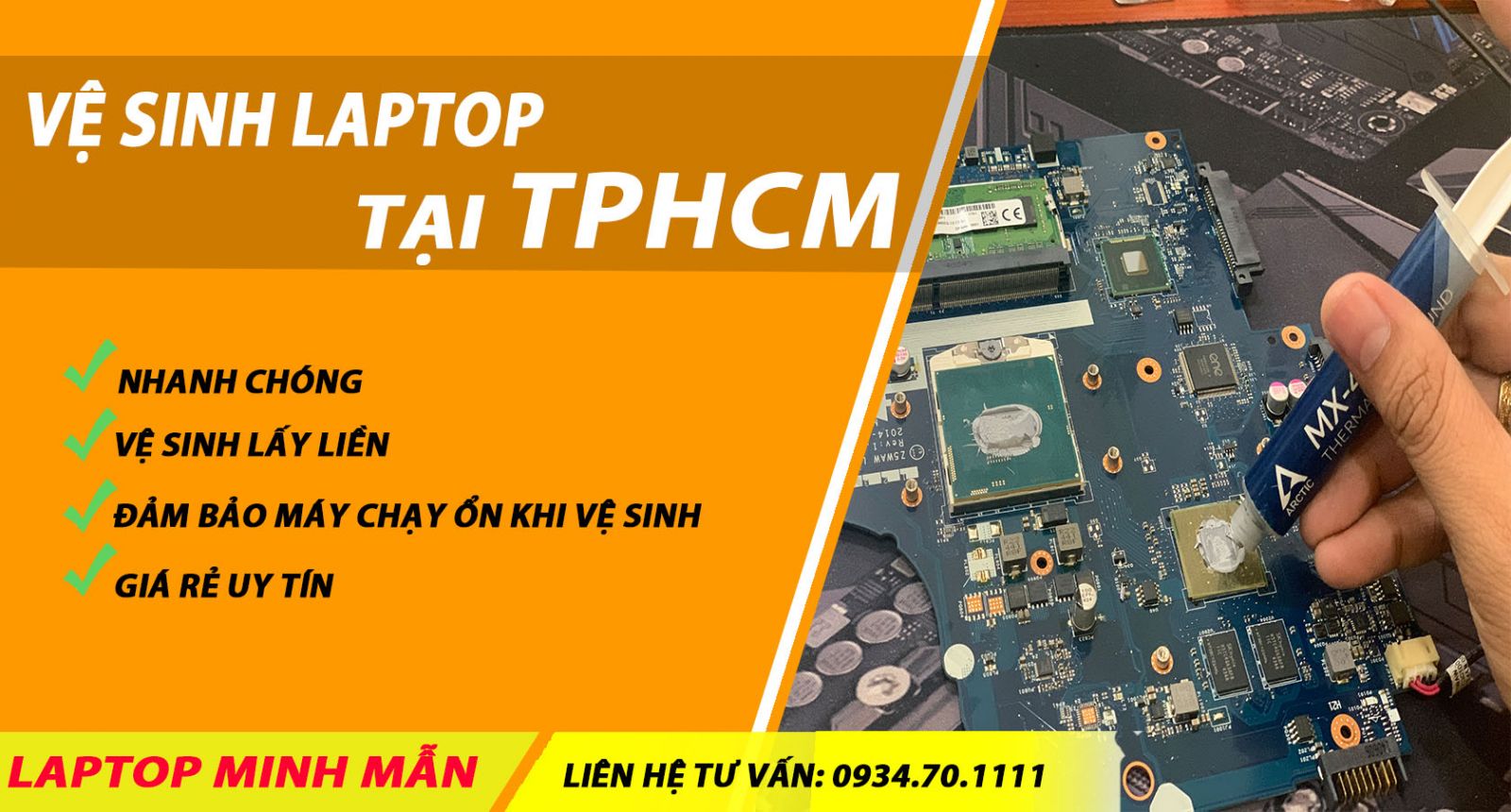 Dịch-vụ-vệ-sinh-bôi-keo-laptop-bên-trong-uy-tín-TPHCM