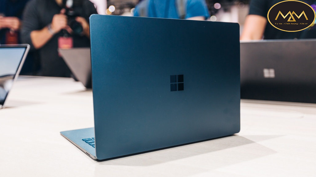 Laptop-Surface-cũ 