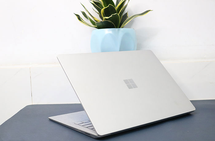 Laptop-Surface-cu-tphcm