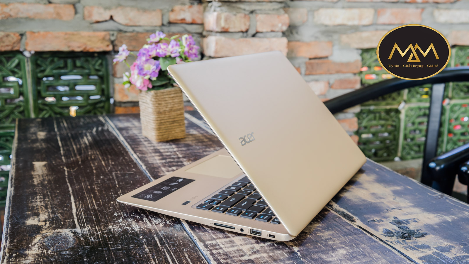 Laptop-cũ-dành-cho-sinh-viên-kinh-tế