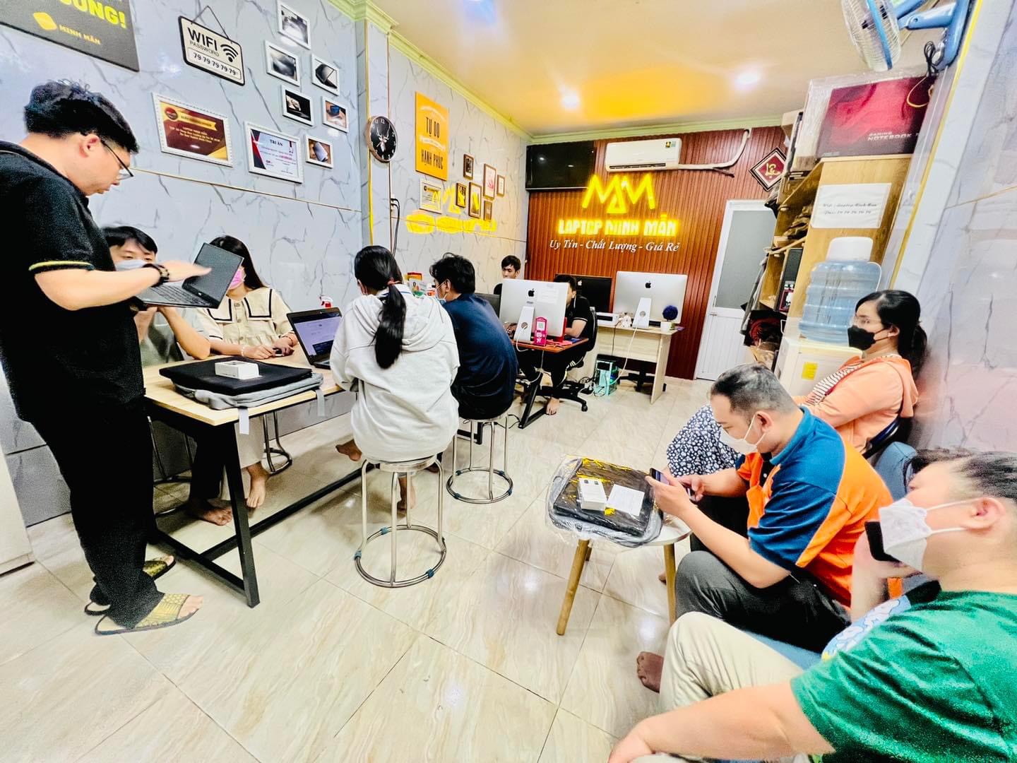 Laptop-cũ-i5-dưới-12-triệu