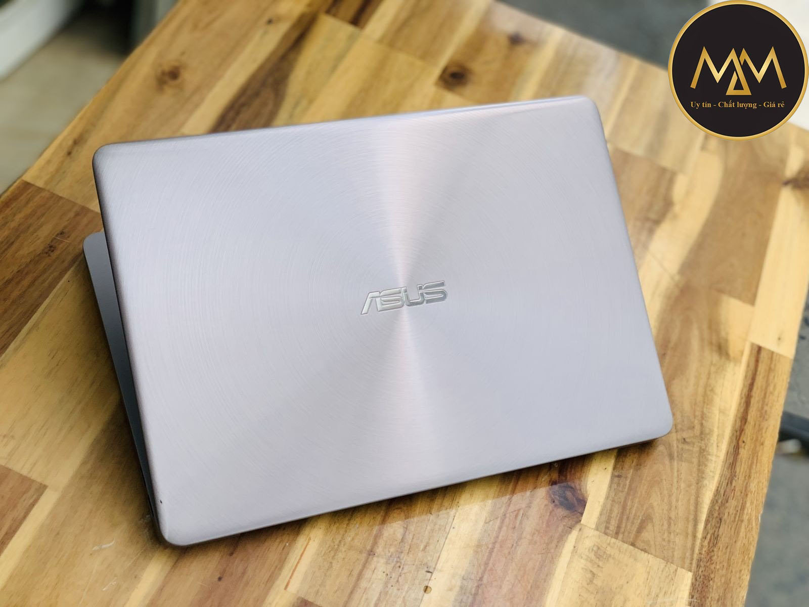 Laptop-card-roi-duoi-10-trieu