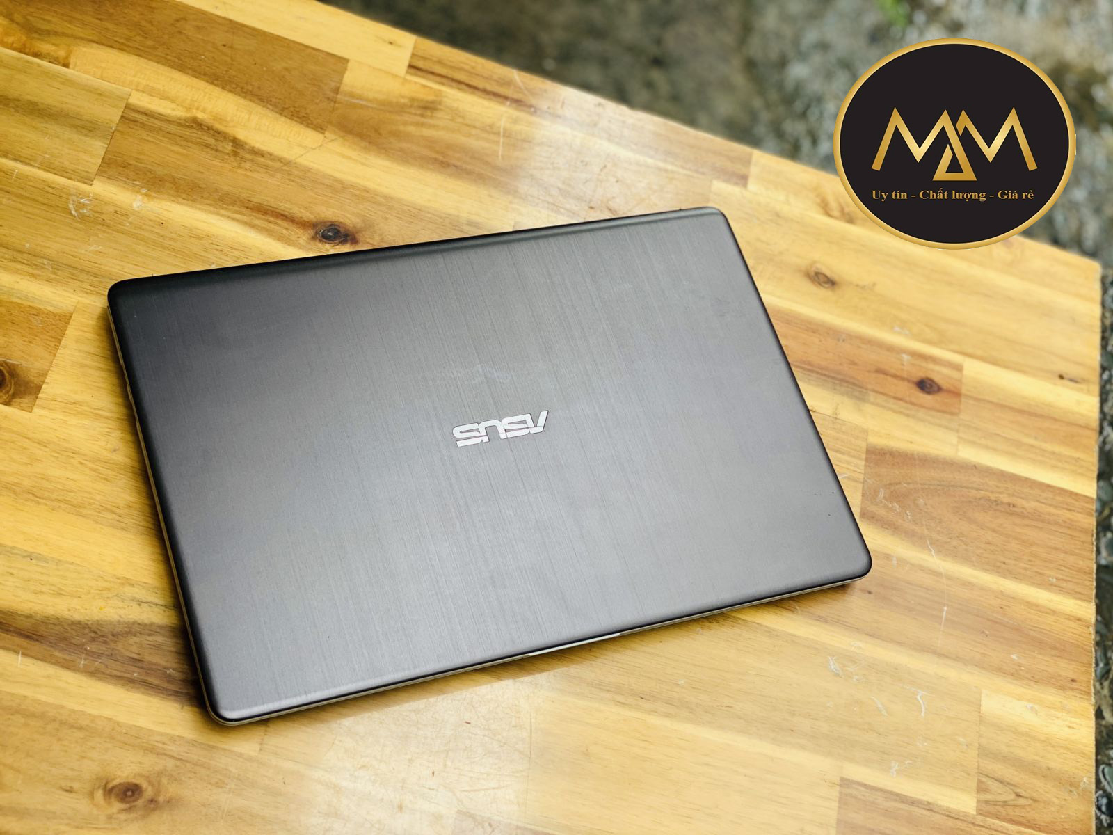 Laptop-card-roi-duoi-10-trieu