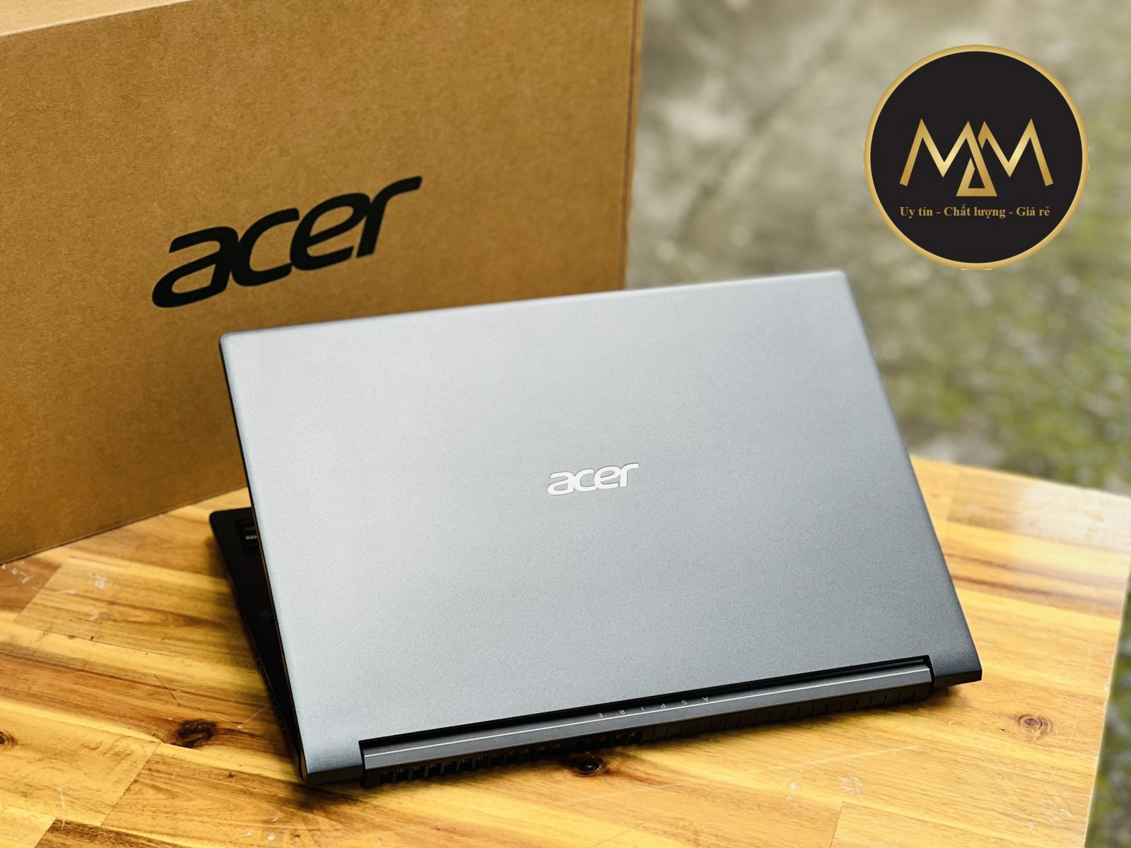 Laptop-card-roi-duoi-10-trieu