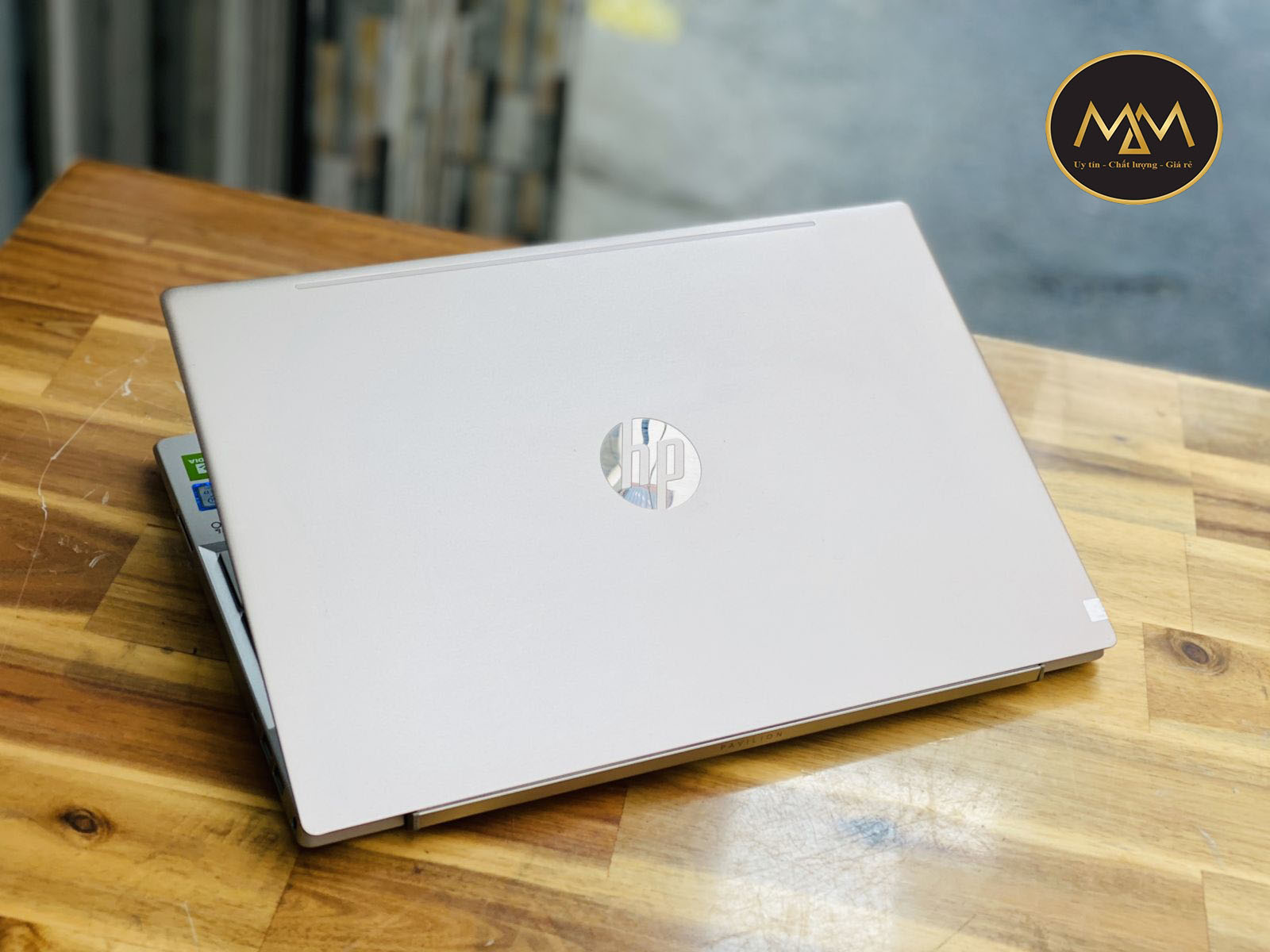 Laptop-card-roi-duoi-10-trieu