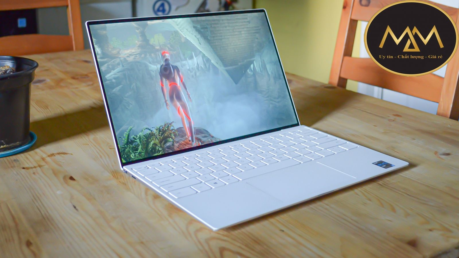Mua laptop xách tay cũ i5 TPHCM