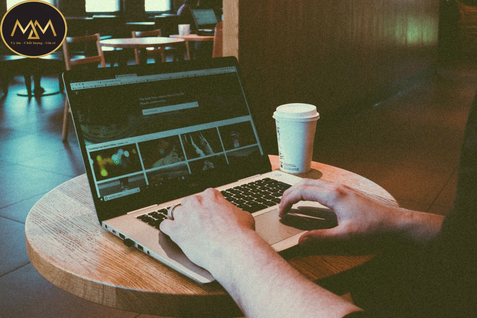 Mua laptop cũ làm photoshop giá rẻ - Laptop Minh Mẫn