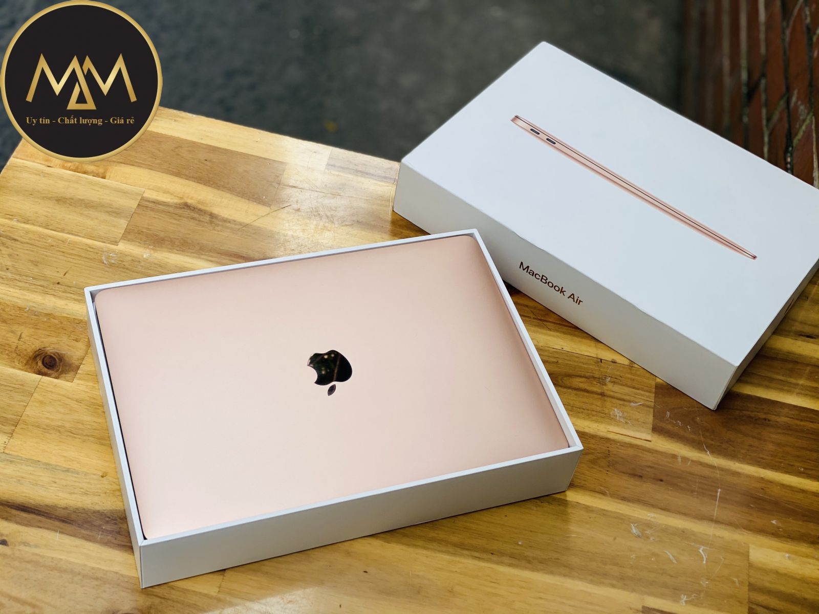 Mua Macbook cũ giá rẻ TPHCM