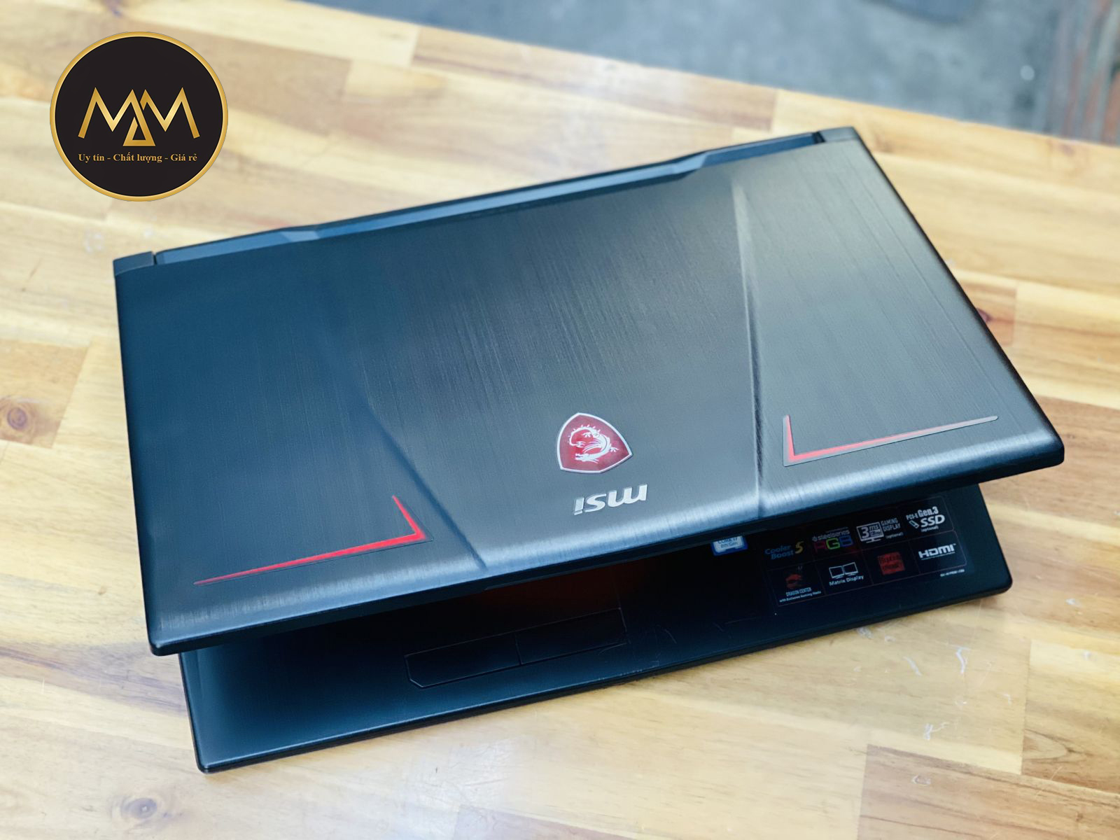 Noi-ban-laptop-gaming-MSI-uy-tin-gia-re