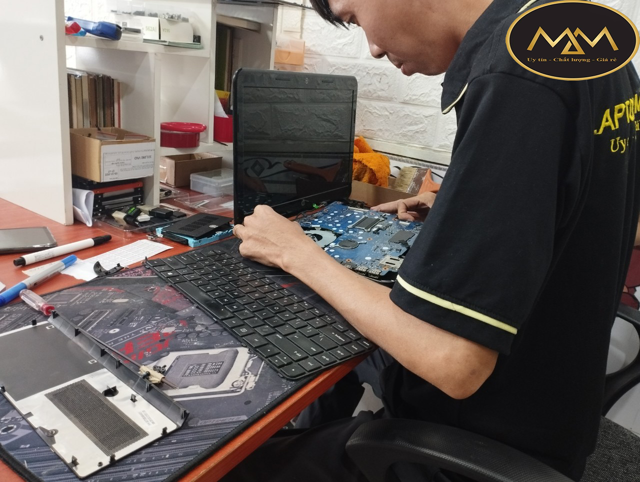 Sửa-laptop-quận-1-uy-tín-chất-lượng-giá-rẻ