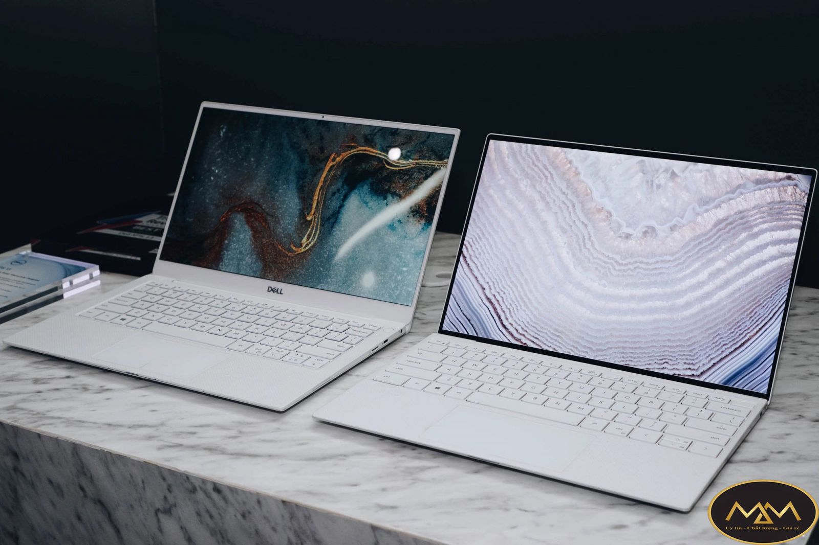 Thay màn hình laptop Dell giá rẻ Tân Phú