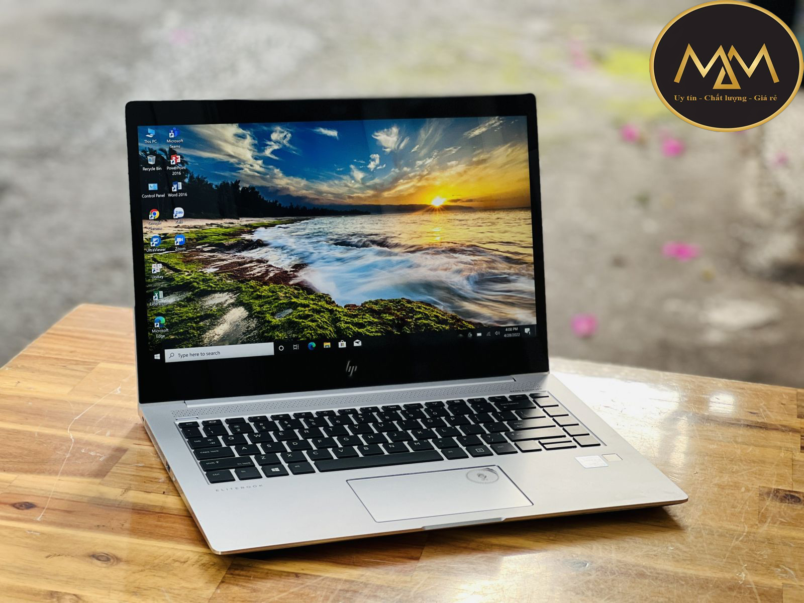 Thay-màn-hình-laptop-HP-giá rẻ-TPHCM