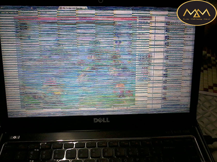Thay-màn-hình-laptop-HP-giá-rẻ-quận-12