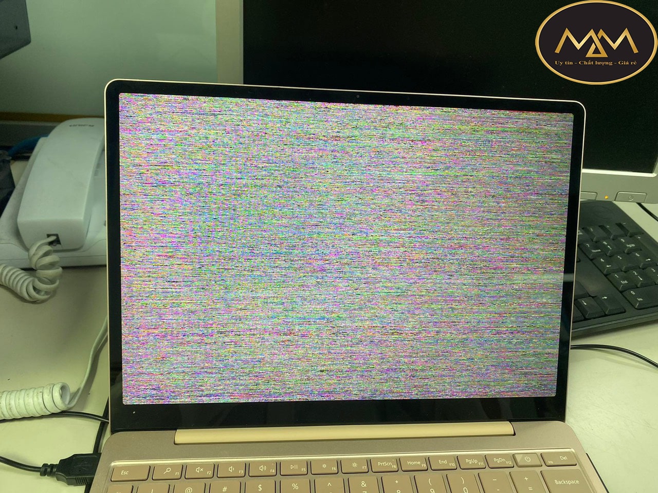 Thay-màn-hình-laptop-MSI-giá-rẻ-quận-12
