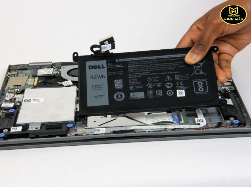 Thay-pin-laptop-Dell-Tân-Bình