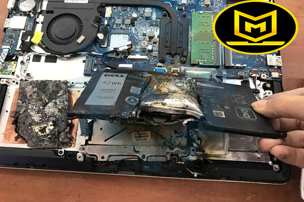 Thay-pin-laptop-Dell-quận-1