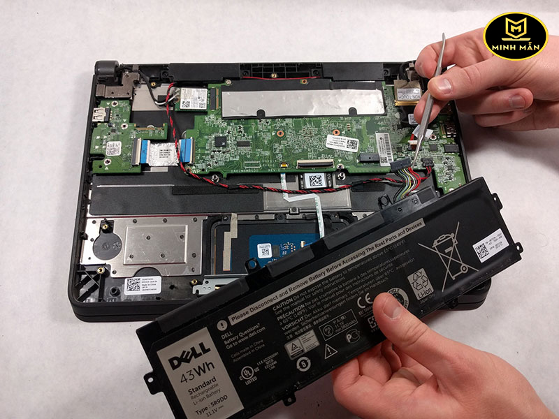 Thay-pin-laptop-Dell-quận-Tân-Bình
