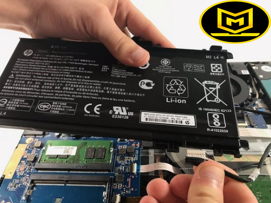 Thay-pin-laptop-HP-quận-9