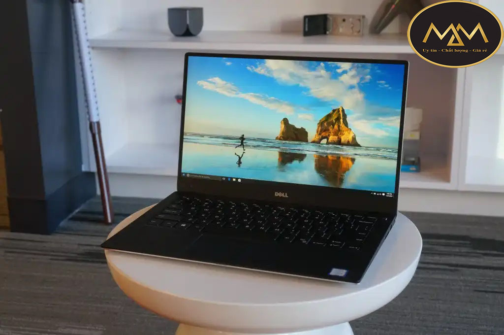 Thay màn hình laptop Dell giá rẻ Tân Phú