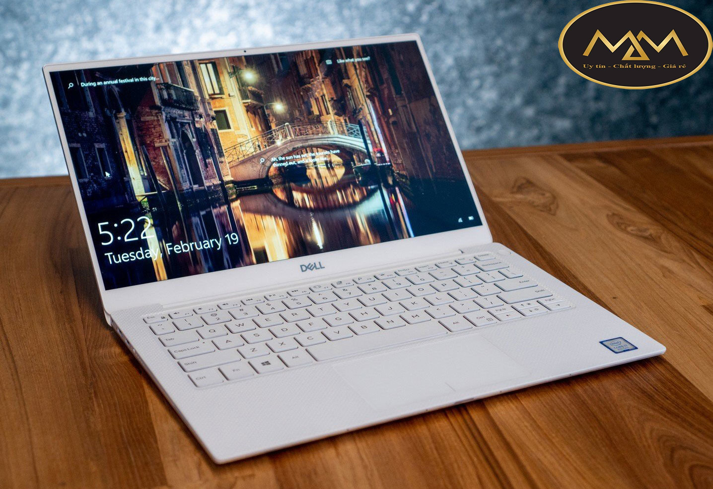 Thay màn hình laptop Dell giá rẻ TPHCM
