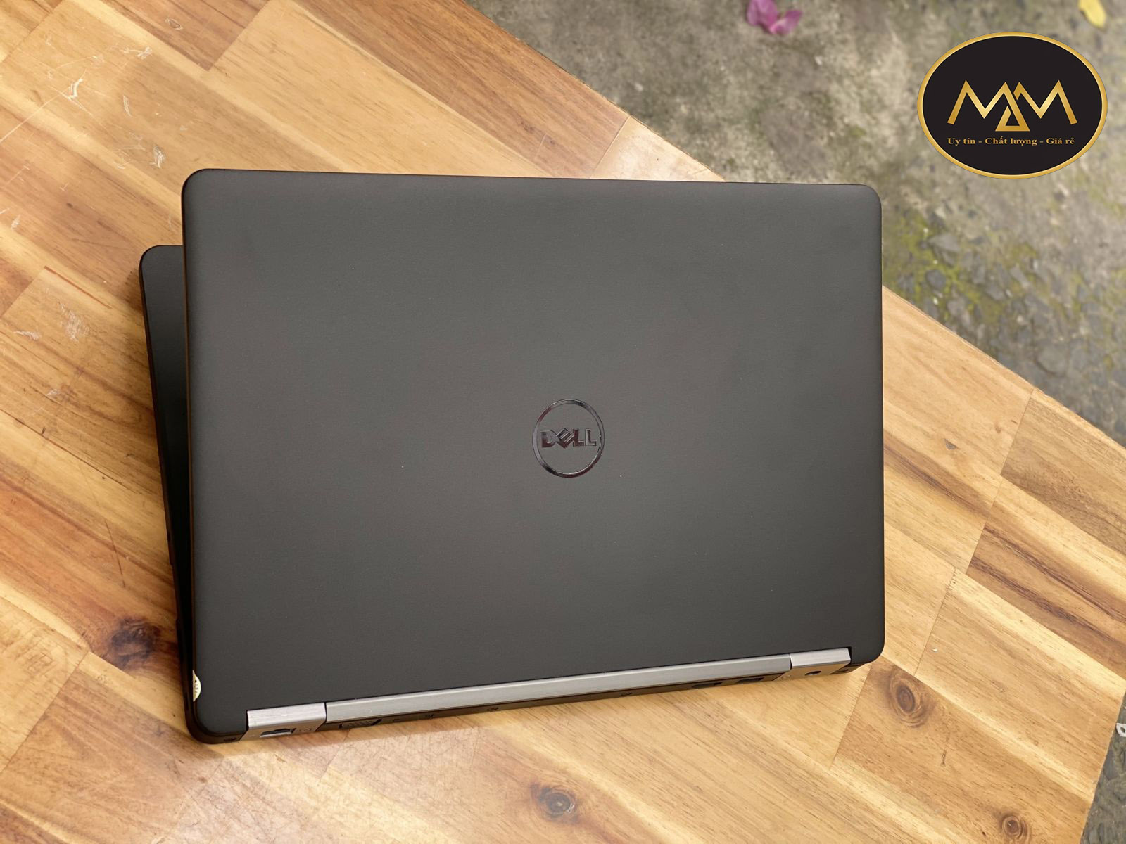 Top-10-mau-laptop-Dell-danh-cho-ke-toan