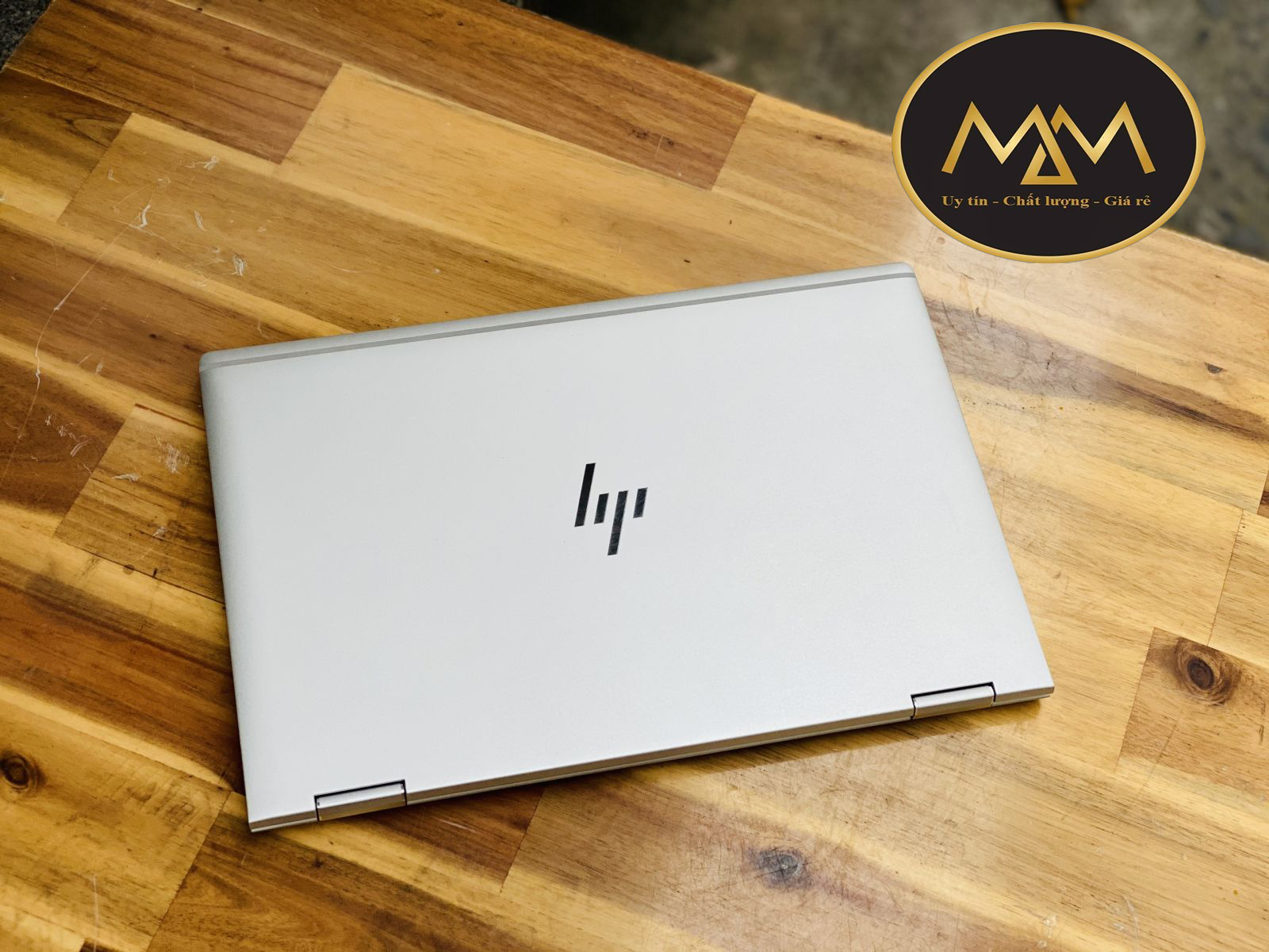 Top-10-mau-laptop-HP-danh-cho-sinh-vien