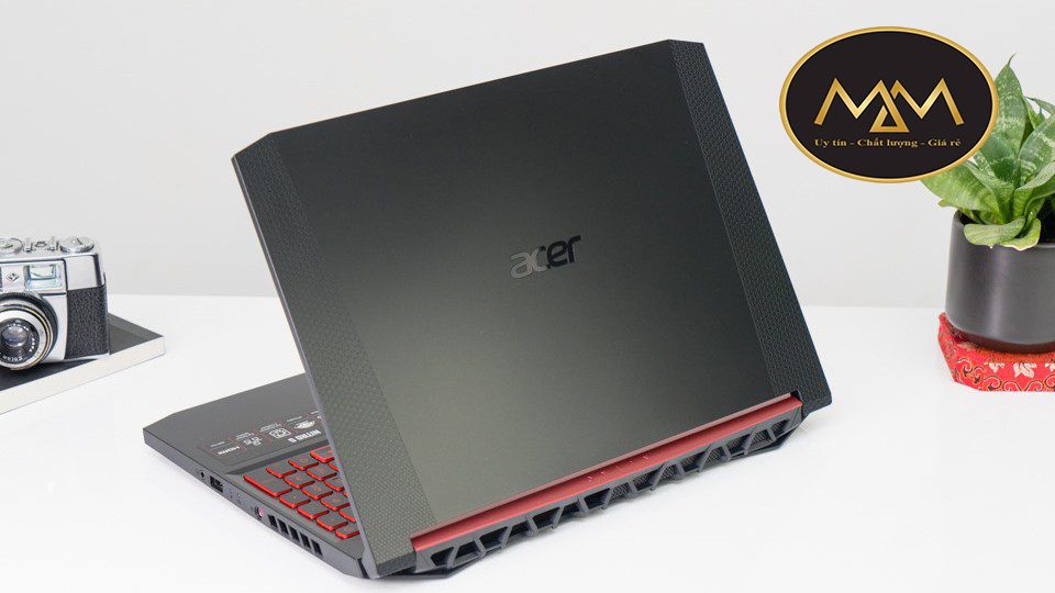 Top-10-mau-laptop-gaming-danh-cho-hoc-sinh