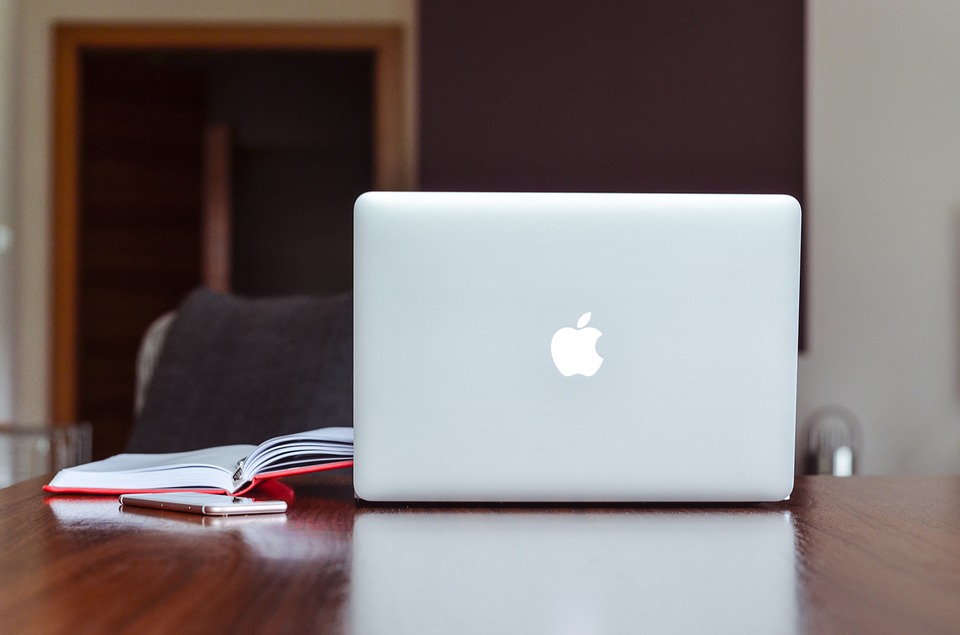 laptop cũ làm đồ hoạ tốt