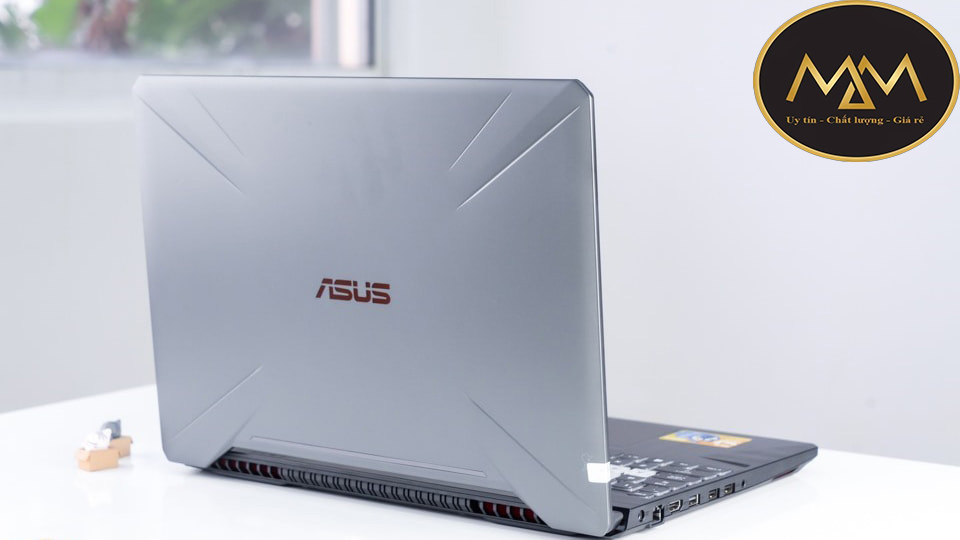 Mua laptop xách tay cũ giá rẻ uy tín