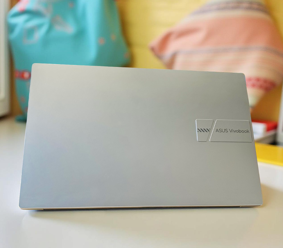 ASUS VIVOBOOK 14 X1404ZA i3 1215U