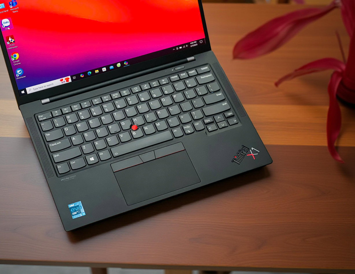 LENOVO THINKPAD X1 CARBON GEN 9 i7 1165G7