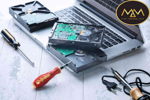 Sửa-laptop-quận-10-giá-rẻ-chất-lượng-nhất