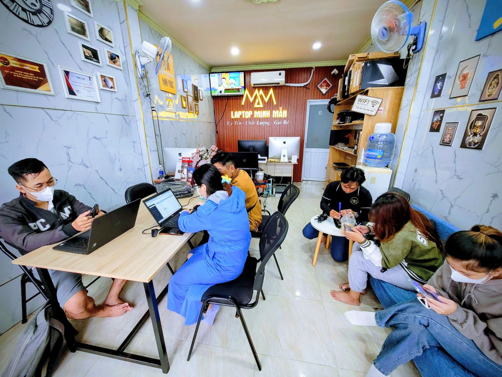 SO SÁNH DELL LATITUDE 7420 VÀ DELL LATITUDE 7420 2IN1