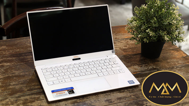 Thay bàn phím laptop giá rẻ Gò Vấp 