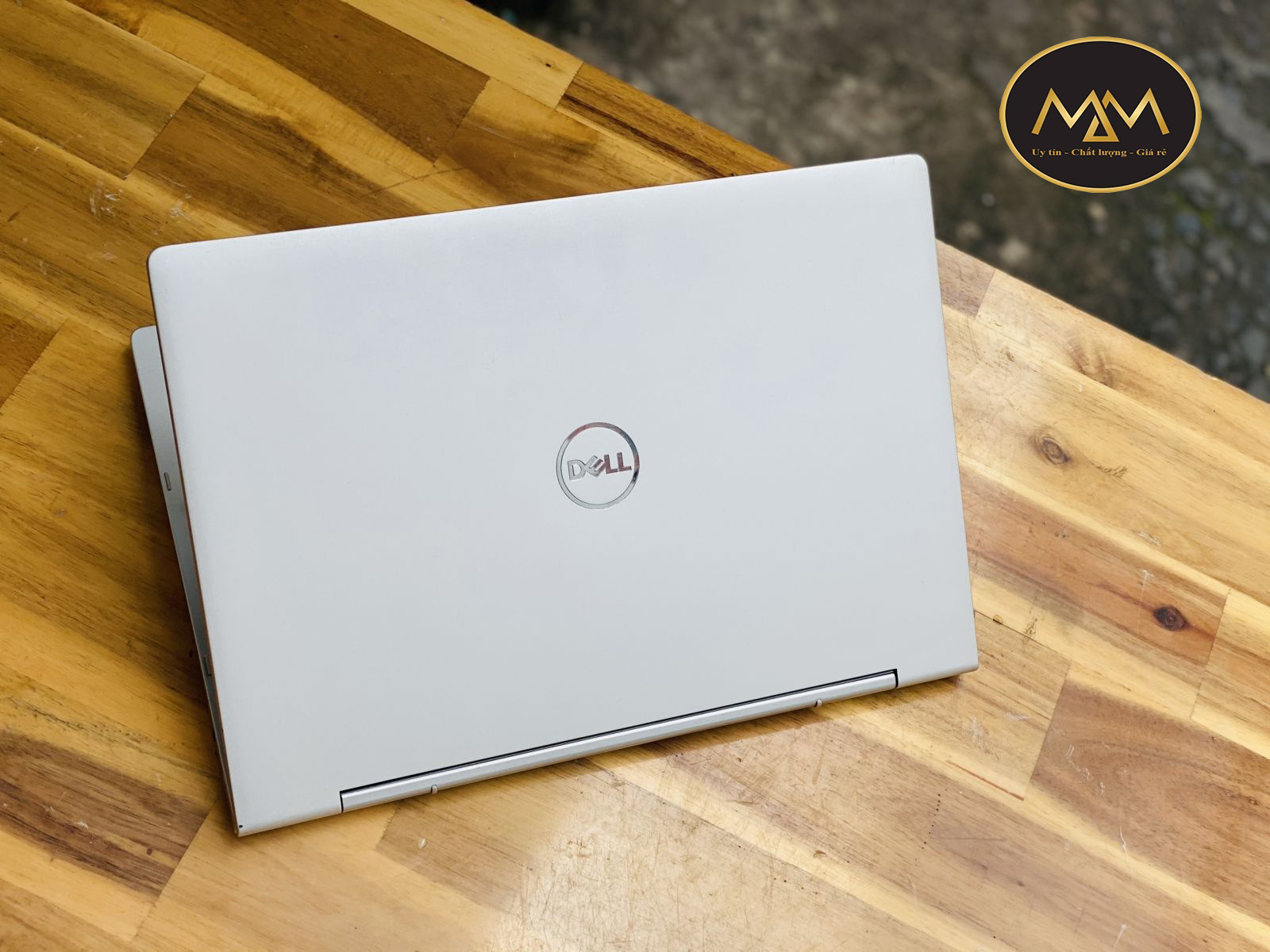 laptop-Dell-dành-cho-sinh-viên