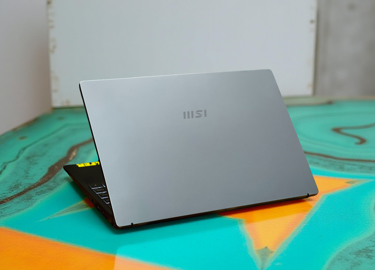 MSI MODERN 14 B11MOU i3 1115G4