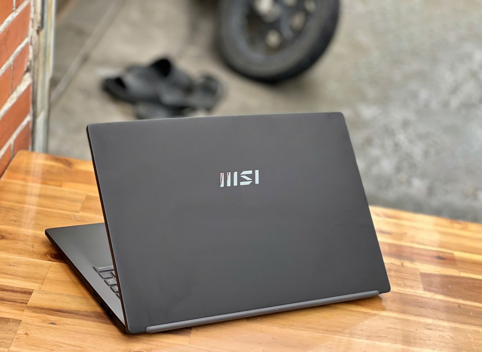 MSI MODERN 15 2024 I5 1235U