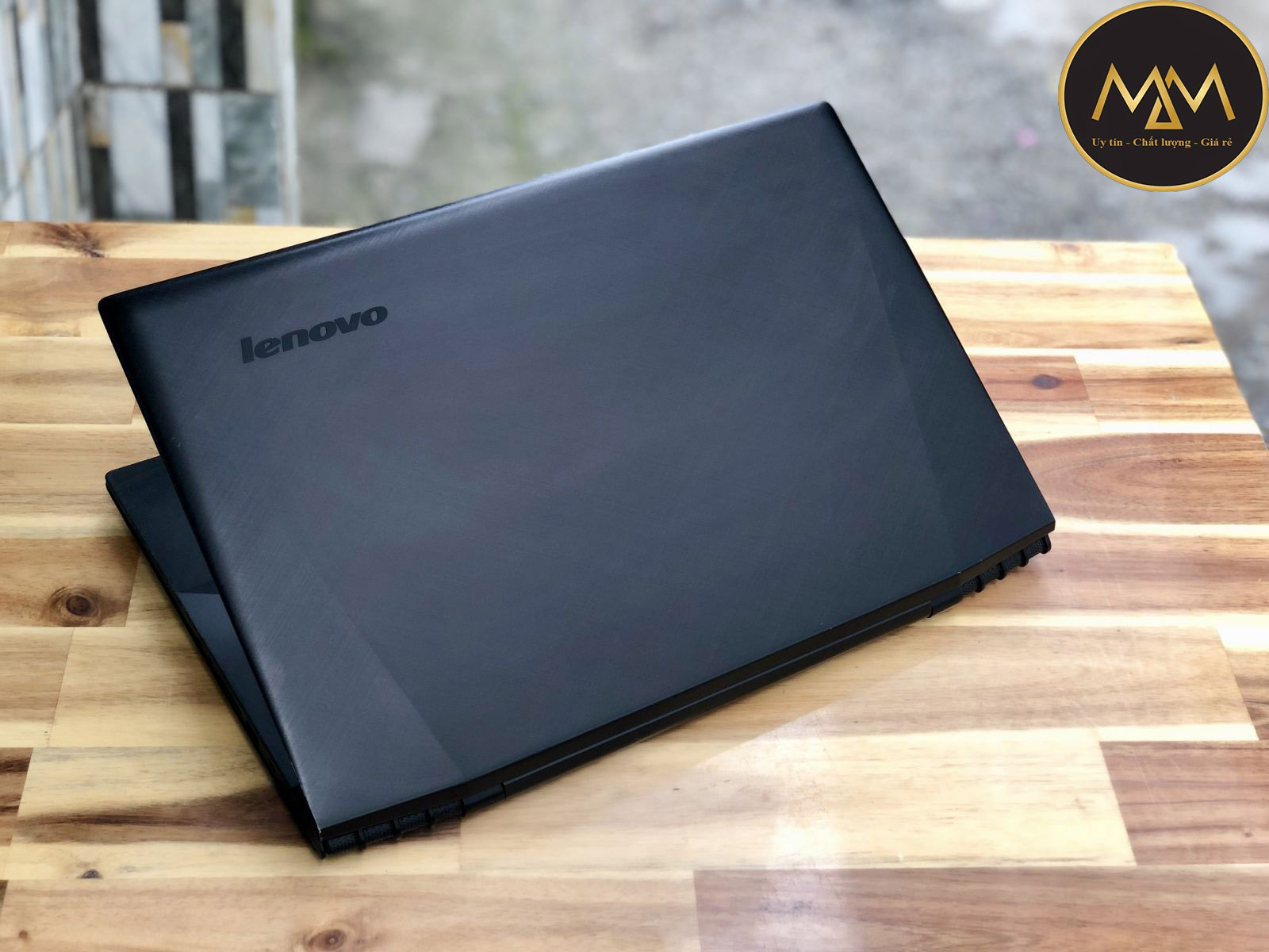 Laptop-cũ-chơi-game-dưới-11-triệu