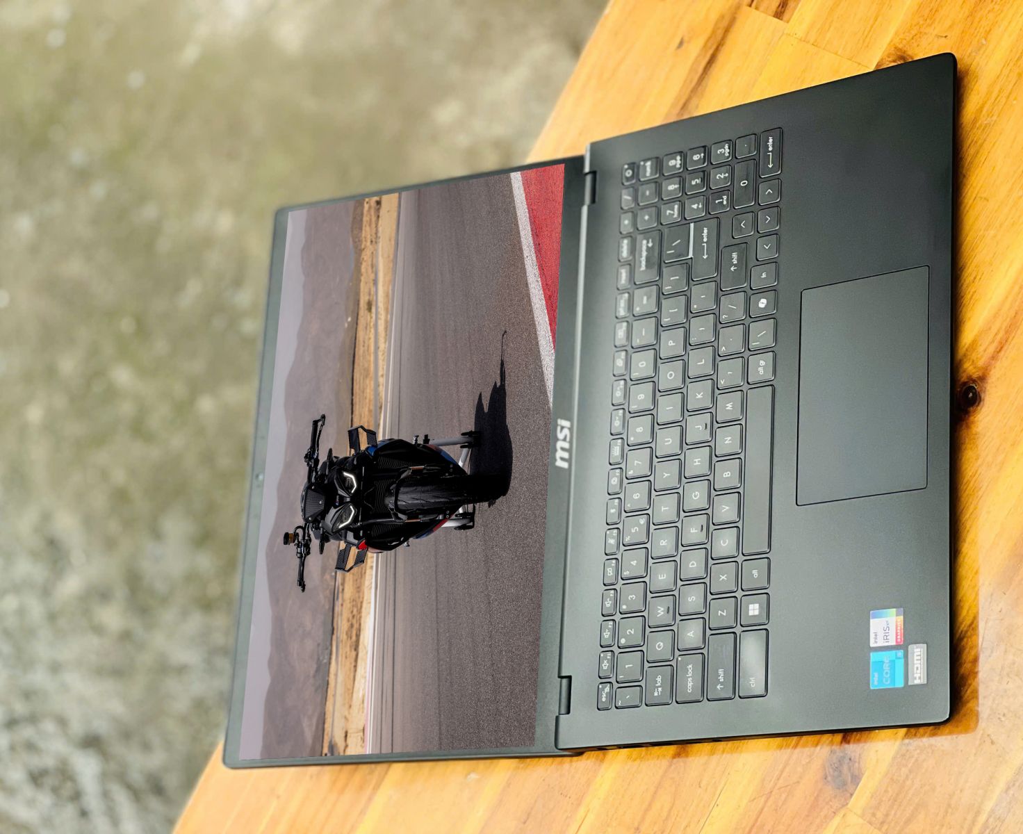 MSI MODERN 15 B12MO i5 1235U