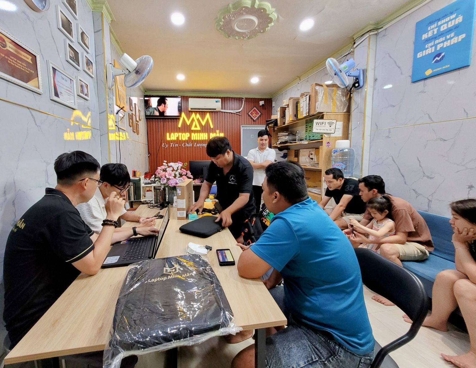 CỬA HÀNG BÁN LAPTOP DELL CŨ GIÁ RẺ QUẬN 1
