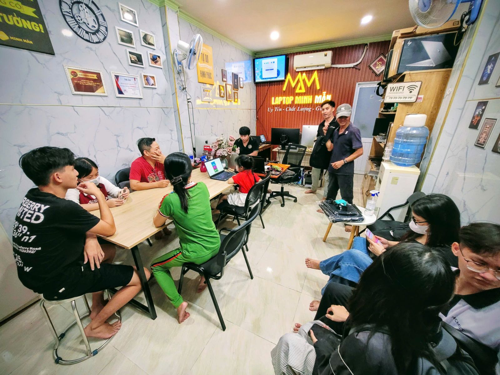 TOP 5 MẪU LAPTOP GAMING ĐÁNG MUA 2026