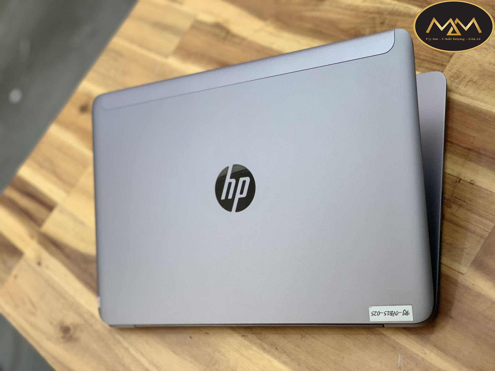 Laptop-cũ-dưới-12-triệu-cấu-hình-cao