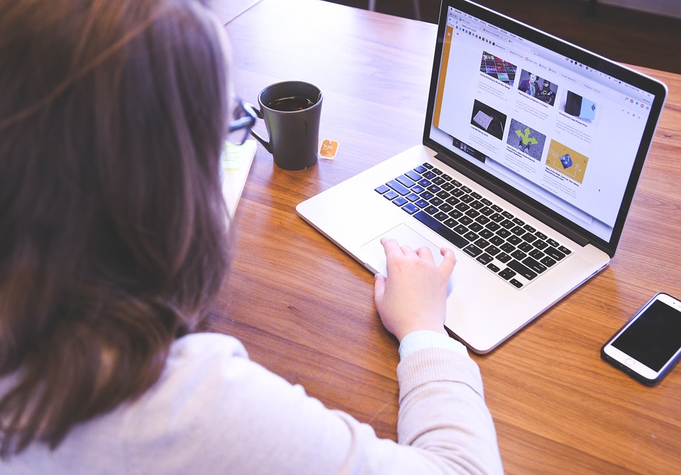 MUA LAPTOP CŨ TẠI SAO KHÔNG