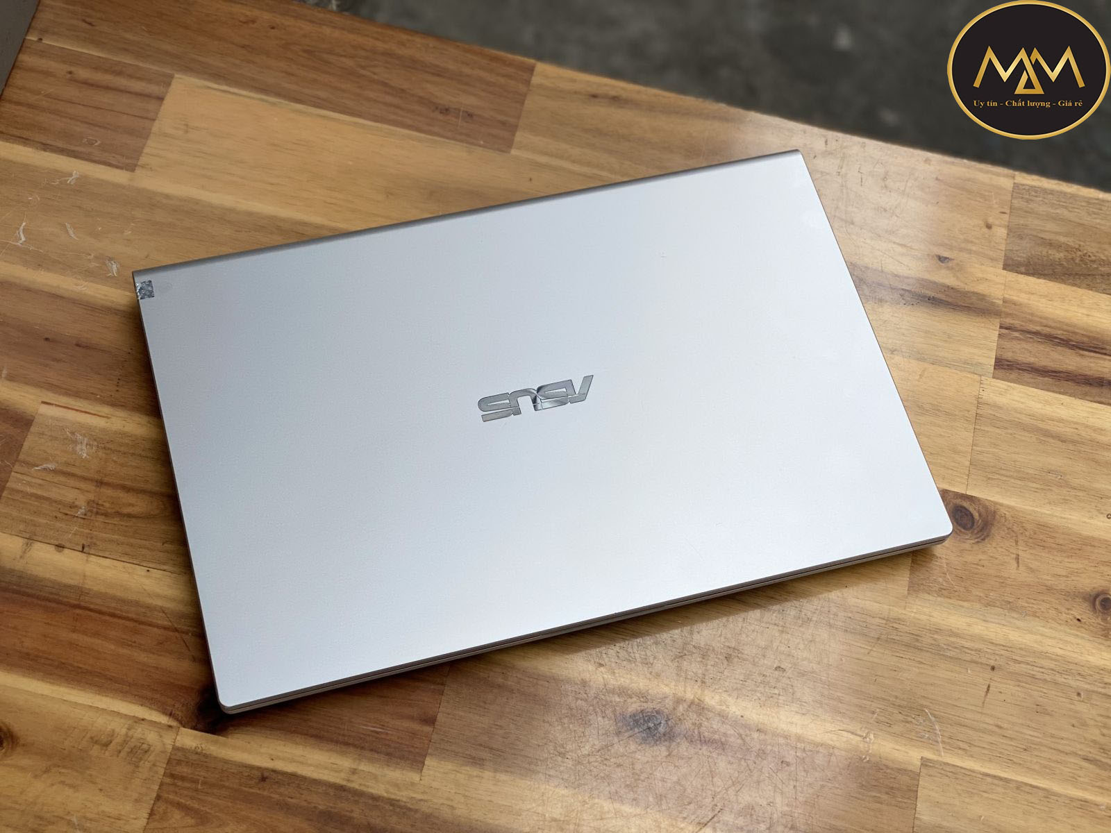 Laptop-cũ-làm-đồ-họa-nặng-dưới-11-triệu